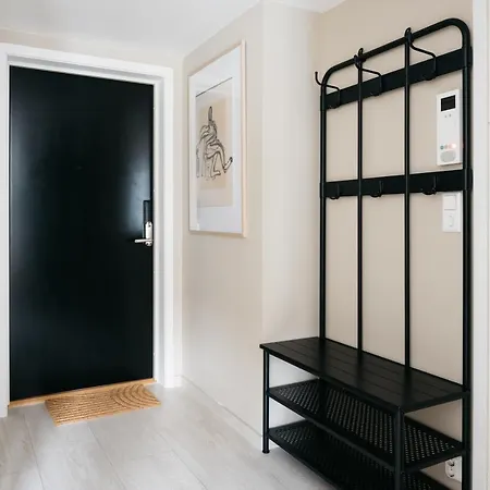 Apartamento Urban - Stylish Scandinavian Gem With French Balcony Bergen