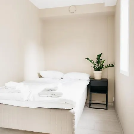 Apartamento Urban - Stylish Scandinavian Gem With French Balcony *